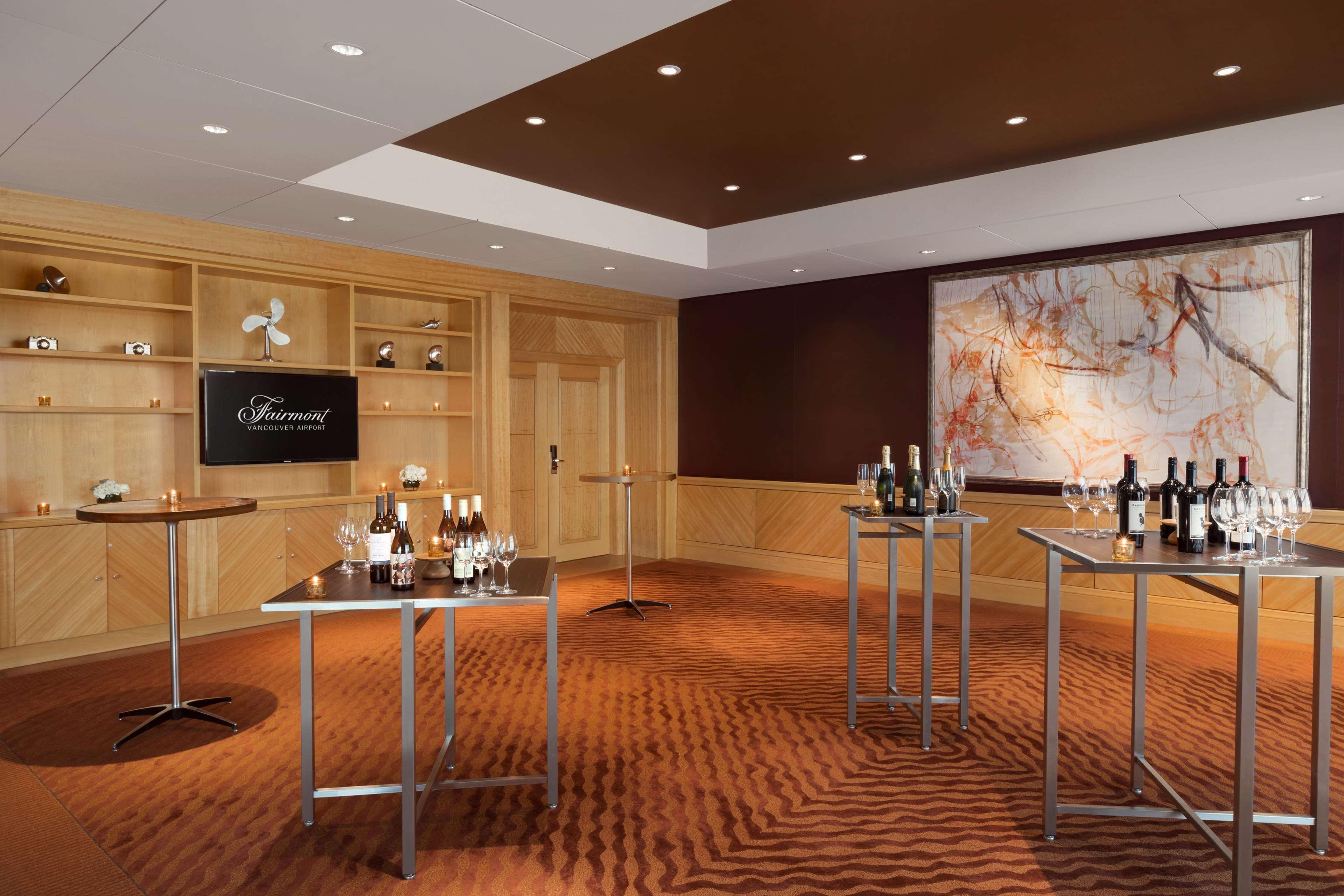 Fairmont Vancouver Airport In-Terminal Hotel Ρίτσμοντ Εξωτερικό φωτογραφία A cocktail reception