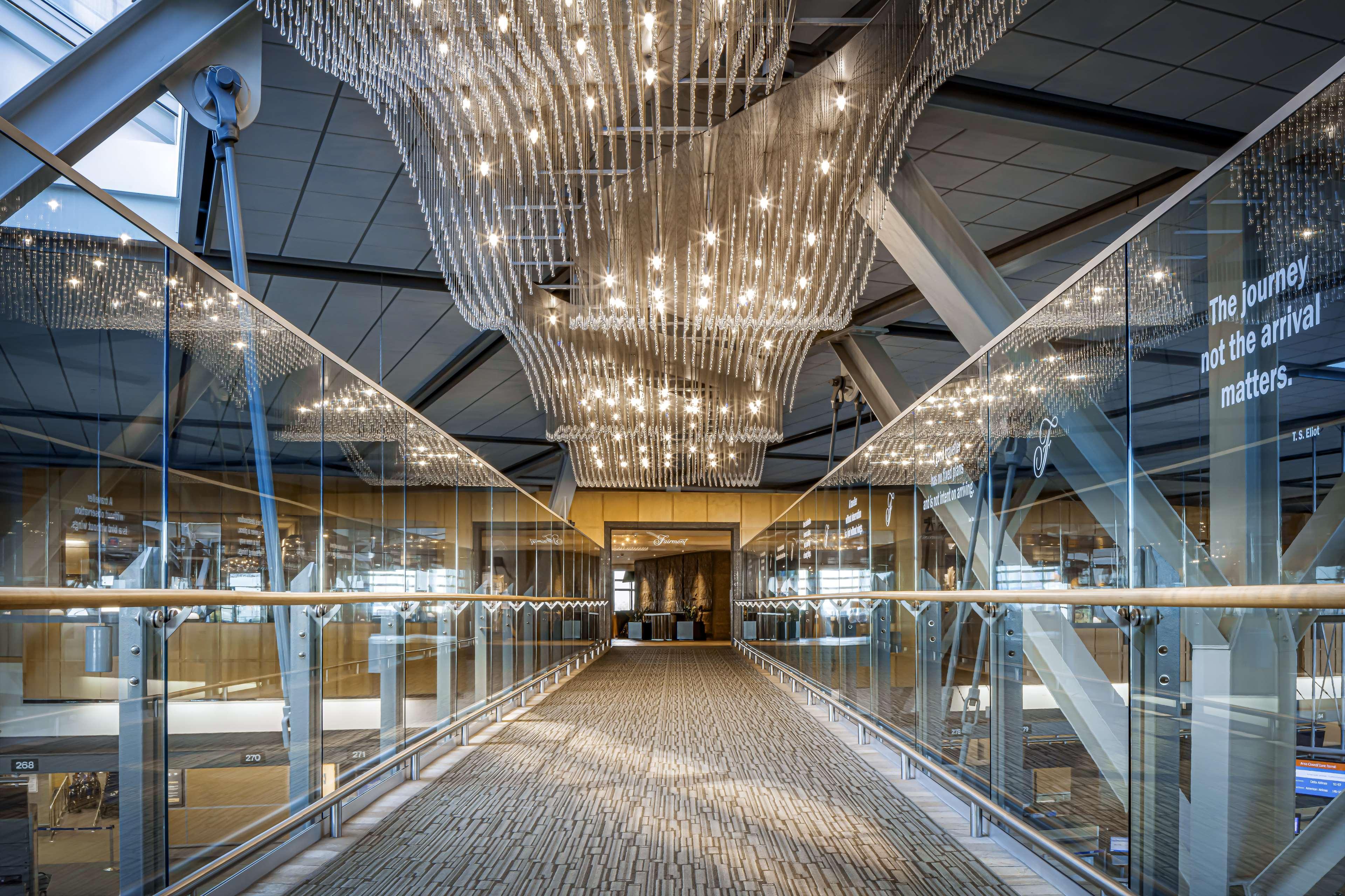 Fairmont Vancouver Airport In-Terminal Hotel Ρίτσμοντ Εξωτερικό φωτογραφία The interior of the new terminal