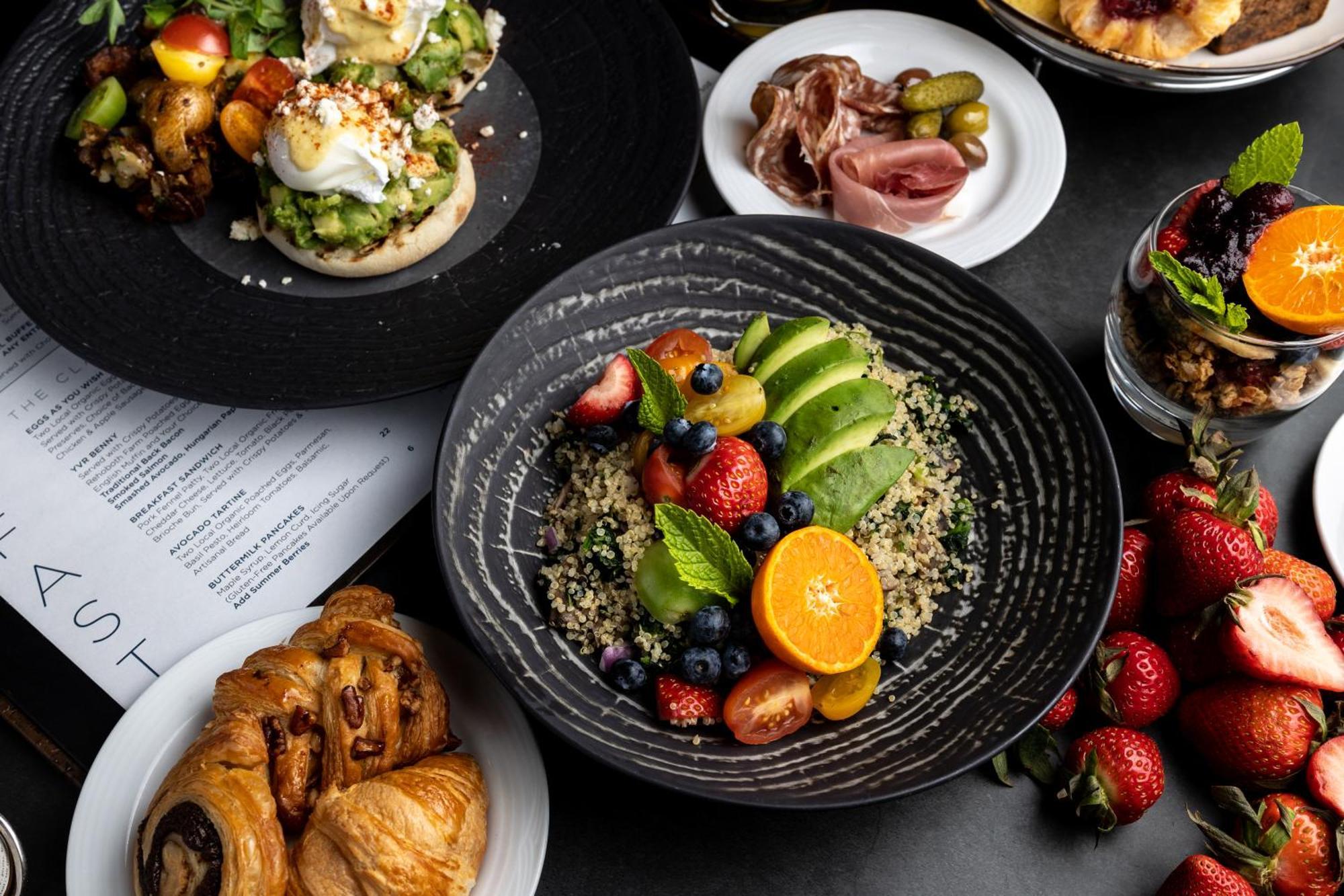 Fairmont Vancouver Airport In-Terminal Hotel Ρίτσμοντ Εξωτερικό φωτογραφία Quinoa salad