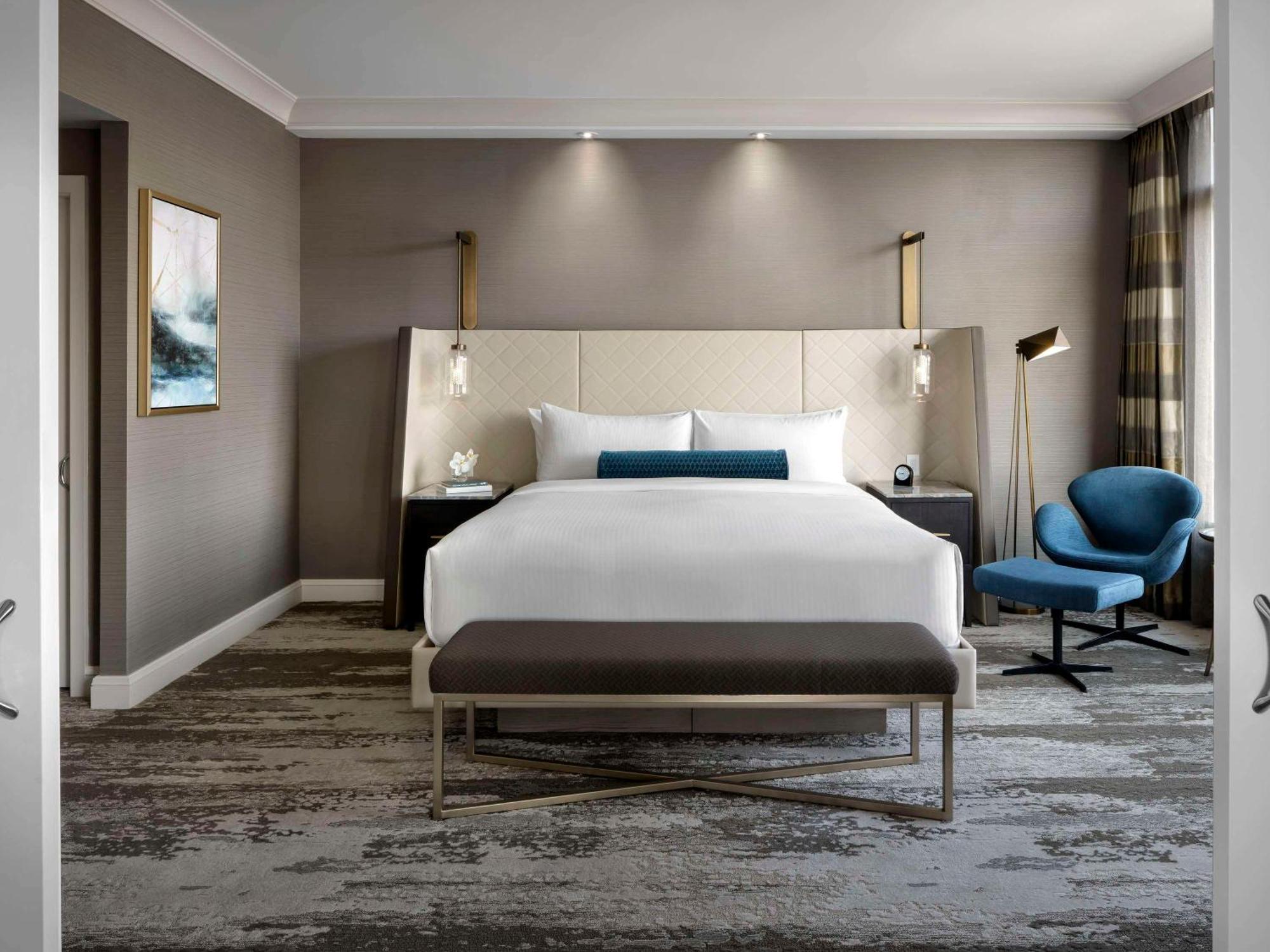 Fairmont Vancouver Airport In-Terminal Hotel Ρίτσμοντ Εξωτερικό φωτογραφία A guest room at the hotel