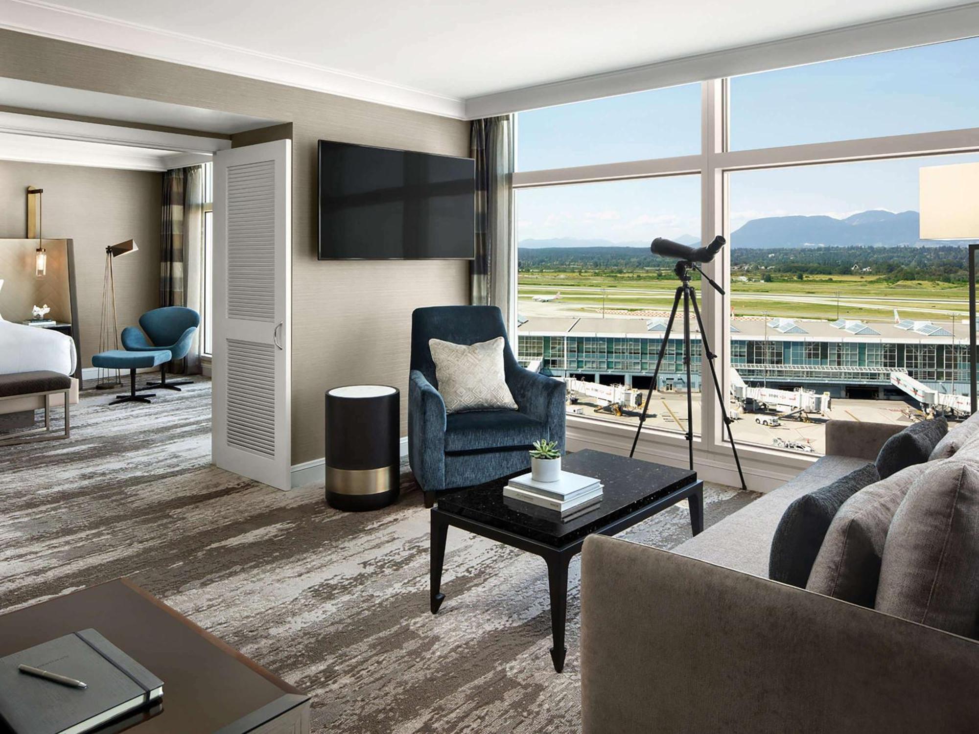 Fairmont Vancouver Airport In-Terminal Hotel Ρίτσμοντ Εξωτερικό φωτογραφία A suite at the hotel