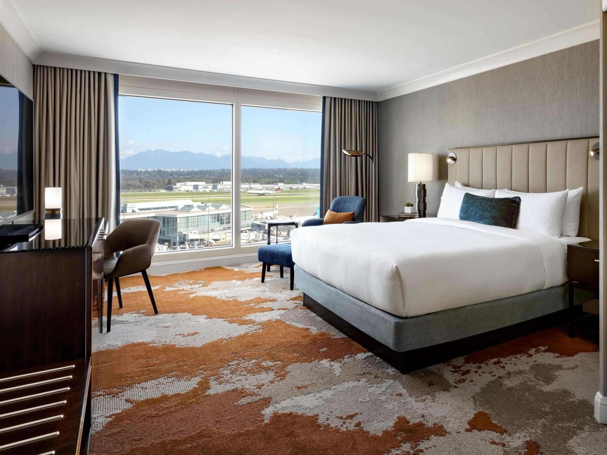 Fairmont Vancouver Airport In-Terminal Hotel Ρίτσμοντ Εξωτερικό φωτογραφία A guest room at the hotel